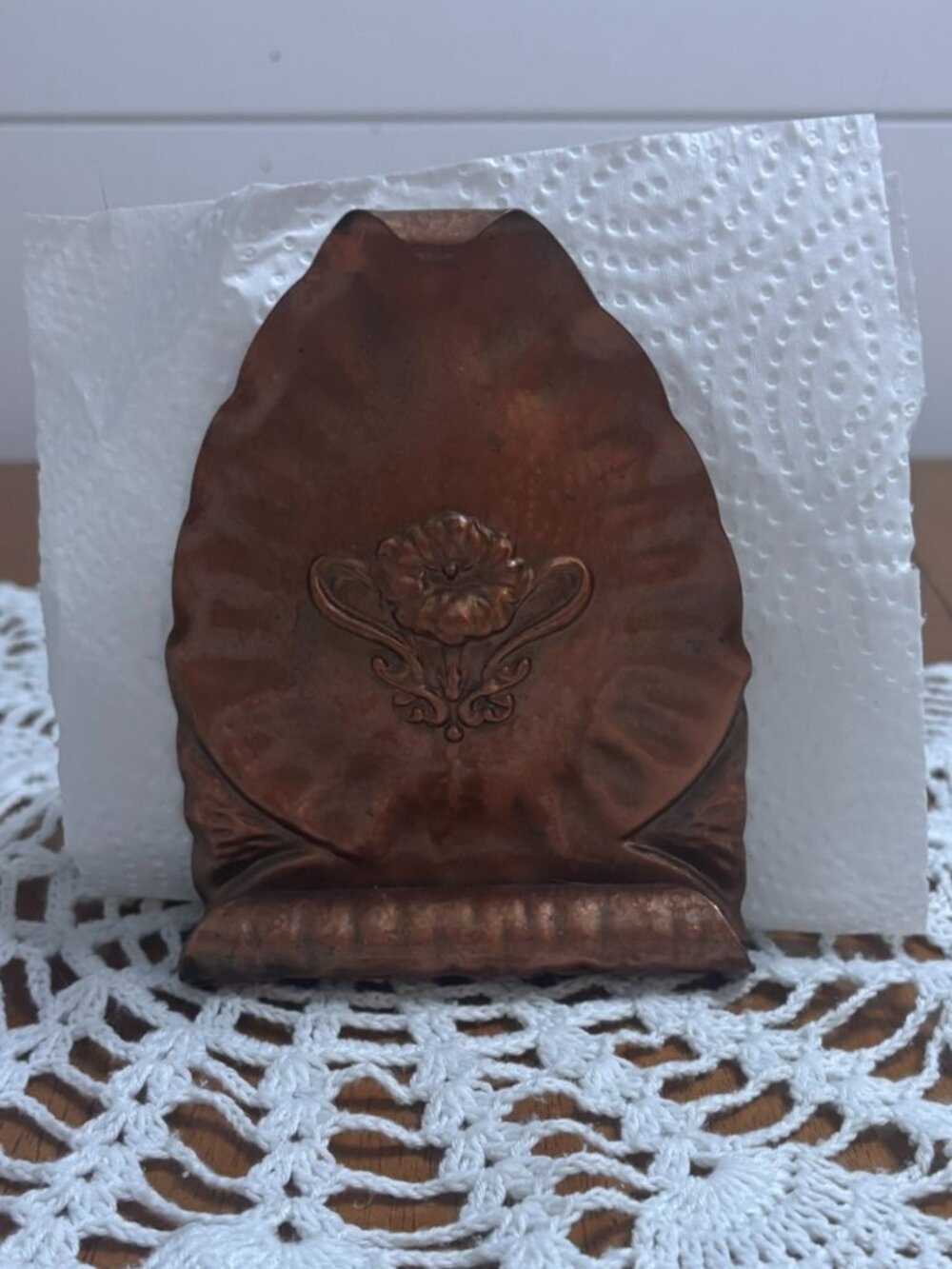 VTG Art Nouveau Copper Napkin Holder Embossed Flower Recipe Book Stand 5"